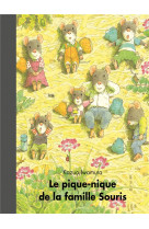 Le pique-nique de la famille souris